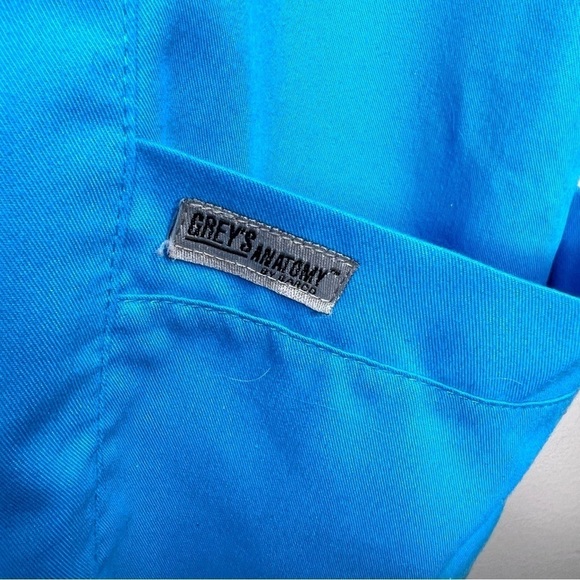 GREY’S Anatomy Blue Scrubs Size  Large - Picture 4 of 8